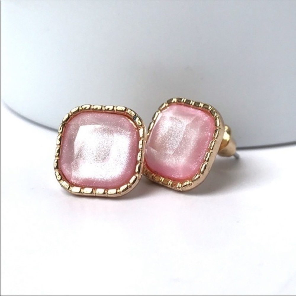 Rose Champagne Homaica Marble Stud Pearlescent Earrings